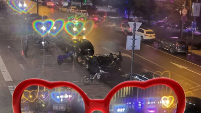 하트 뿅뿅 하트로보이는 선글라스 생일선물 쓸데없는 특이한 선물 쓸모없는 웃긴 인싸템